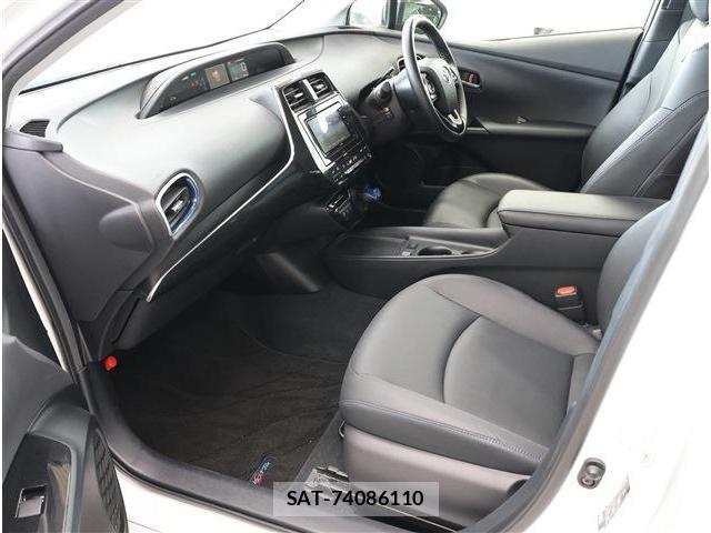 Toyota PRIUS 2021-08 8222436-16