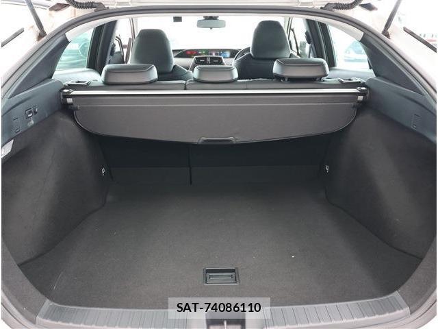 Toyota PRIUS 2021-08 8222436-19