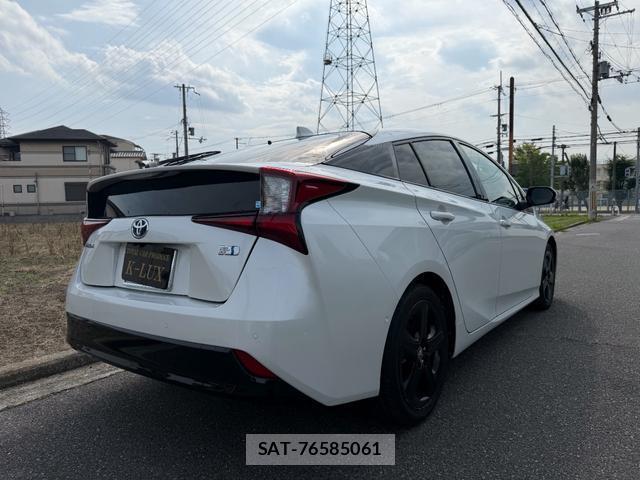 Toyota PRIUS 2020-08 8222501-7