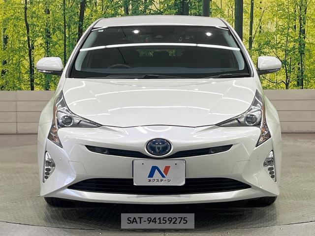 Toyota PRIUS 2018-08 8222640-13
