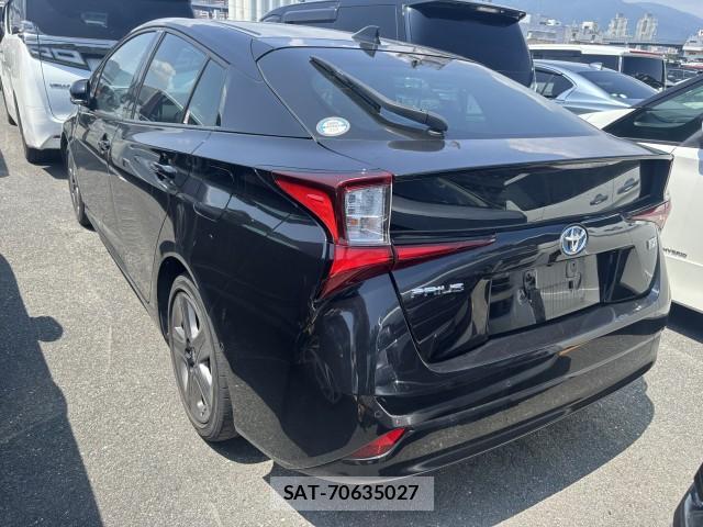 Toyota PRIUS 2021-06 8222806-4