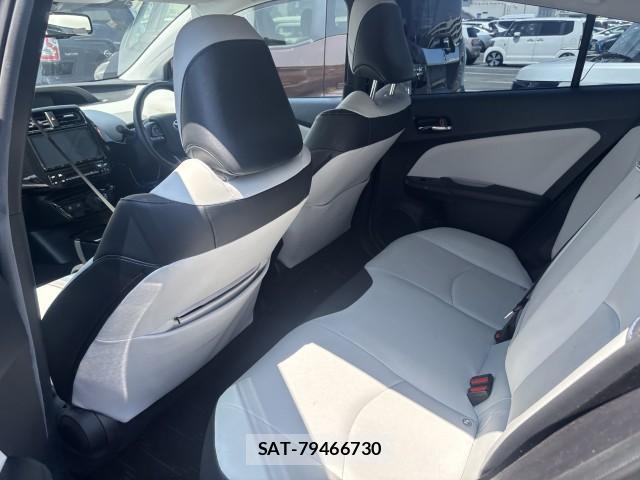 Toyota PRIUS 2021-04 8222815-2