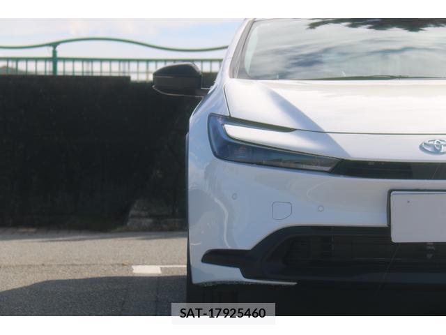 Toyota PRIUS 2024-10 8222933-6