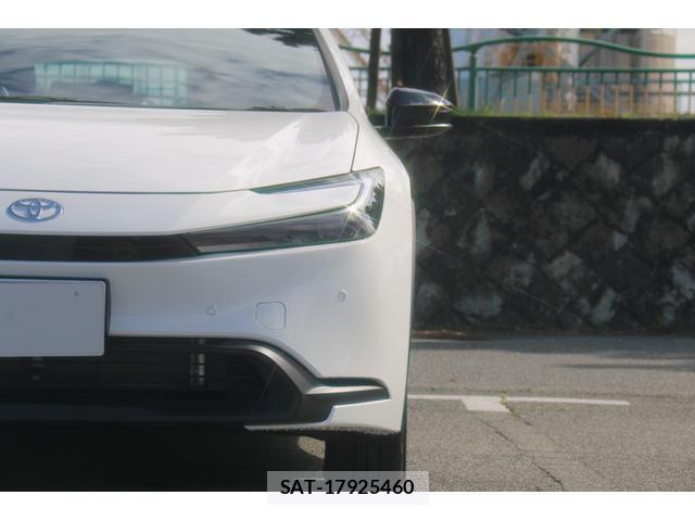 Toyota PRIUS 2024-10 8222933-7