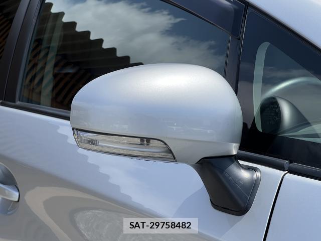 Toyota PRIUS 2010-11 8222965-9