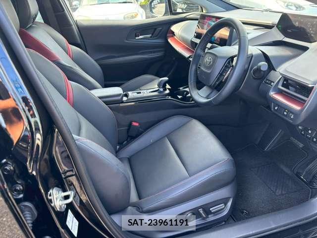 Toyota PRIUS 2025-02 8223194-5