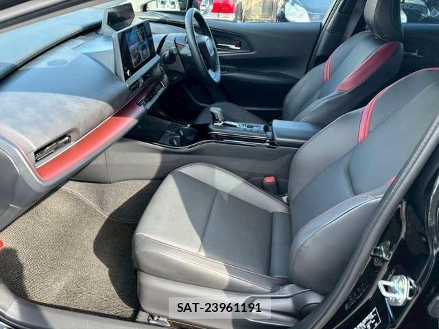 Toyota PRIUS 2025-02 8223194-6