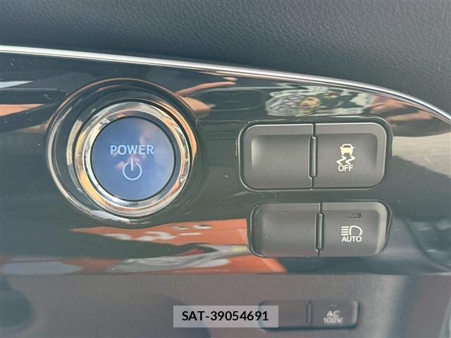 Toyota PRIUS 2016-10 8223202-14