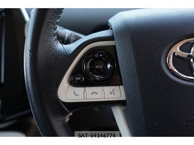 Toyota PRIUS 2017-05 8223244-10