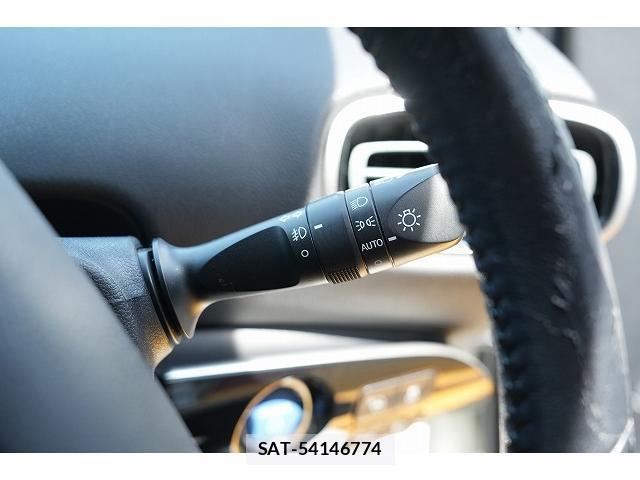 Toyota PRIUS 2017-05 8223244-19