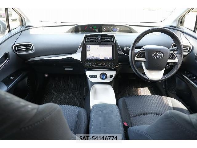 Toyota PRIUS 2017-05 8223244-4