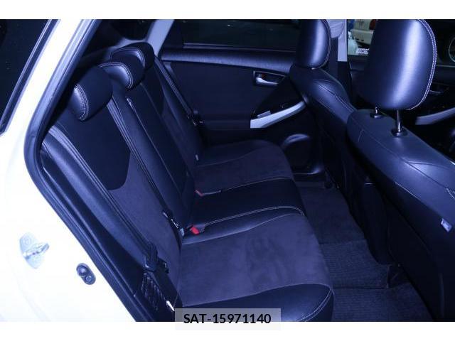 Toyota PRIUS 2012-11 8223329-6