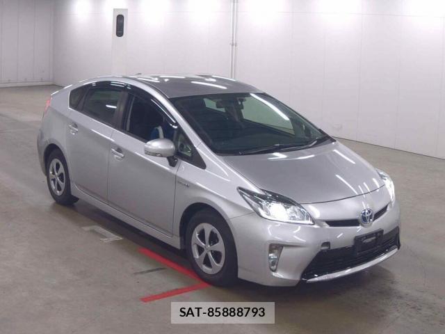 Toyota PRIUS 2014-03 8223346-0