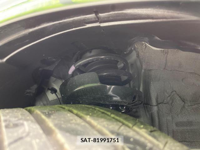Toyota PRIUS 2024-11 8223514-19
