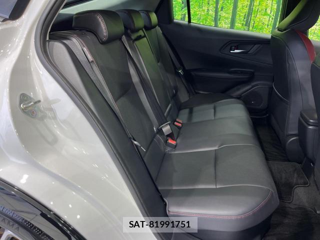 Toyota PRIUS 2024-11 8223514-8