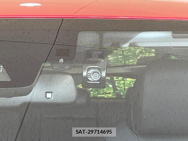 Toyota PRIUS 2018-06 8223516-6