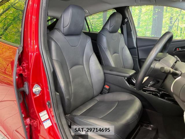 Toyota PRIUS 2018-06 8223516-7