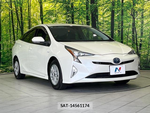 Toyota PRIUS 2018-03 8223524-15