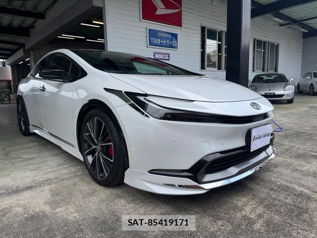 Toyota PRIUS 2024-03 8223543-0