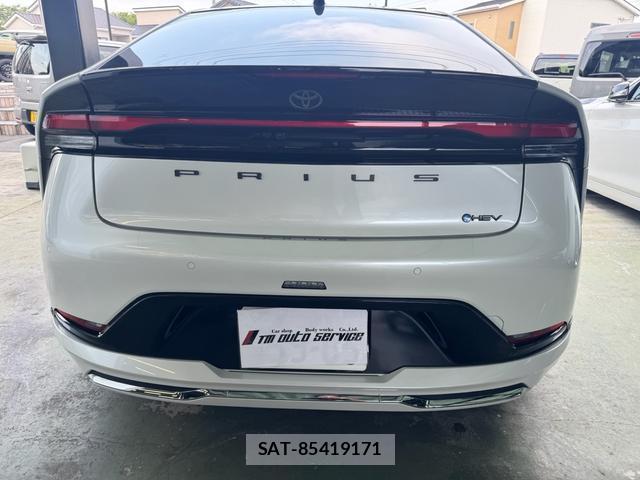 Toyota PRIUS 2024-03 8223543-13