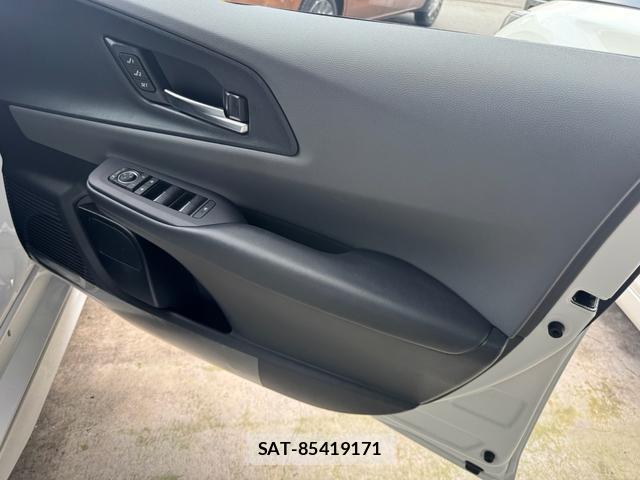 Toyota PRIUS 2024-03 8223543-17