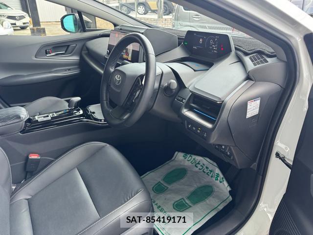 Toyota PRIUS 2024-03 8223543-19