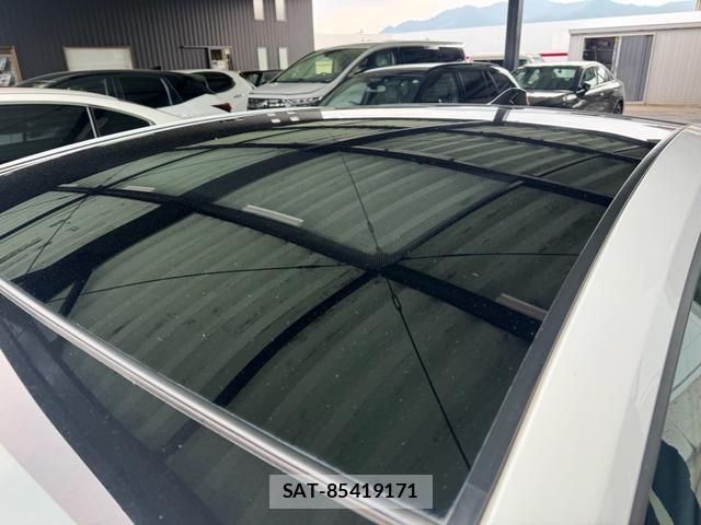 Toyota PRIUS 2024-03 8223543-6