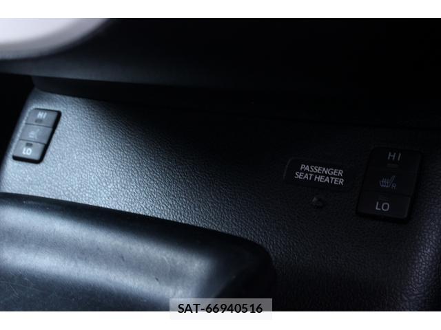 Toyota PRIUS 2016-09 8223690-17