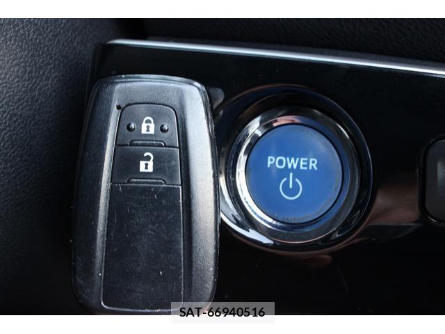 Toyota PRIUS 2016-09 8223690-18