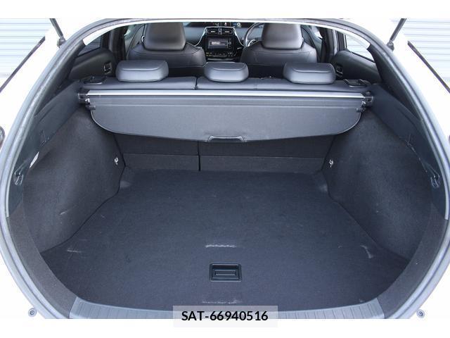 Toyota PRIUS 2016-09 8223690-8