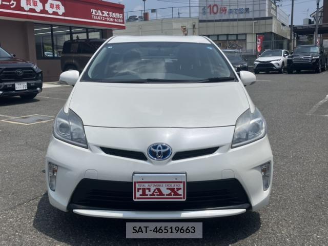 Toyota PRIUS 2013-08 8223748-14
