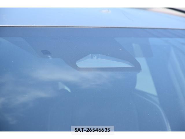 Toyota PRIUS 2023-02 8223778-12