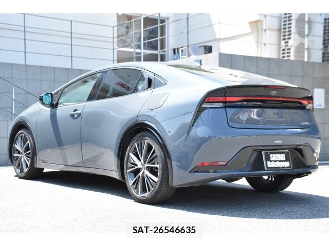 Toyota PRIUS 2023-02 8223778-6