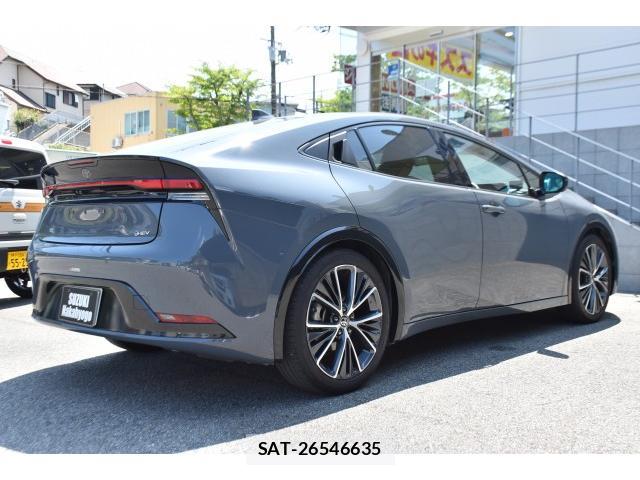 Toyota PRIUS 2023-02 8223778-7