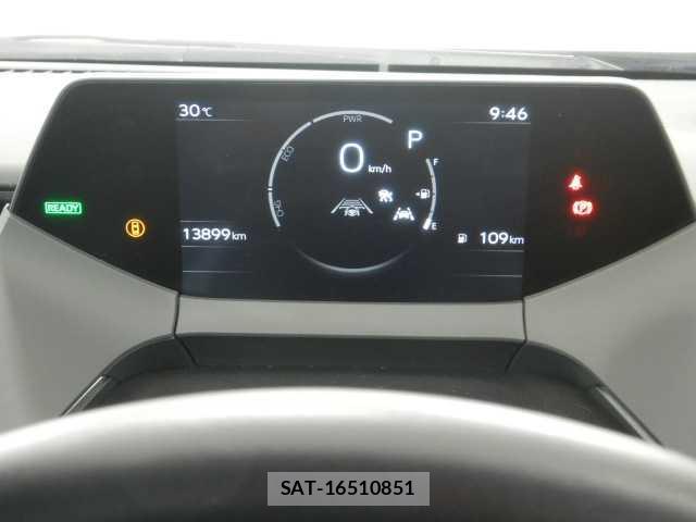 Toyota PRIUS 2023-06 8223942-13