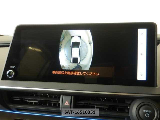 Toyota PRIUS 2023-06 8223942-4