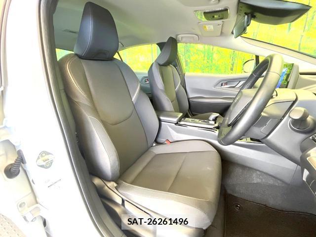 Toyota PRIUS 2023-12 8223976-7