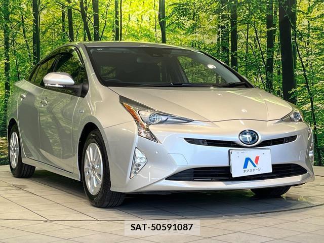 Toyota PRIUS 2017-11 8224231-15