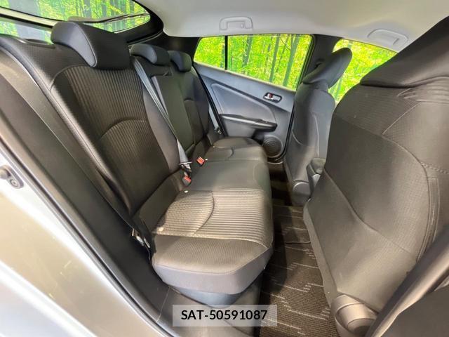 Toyota PRIUS 2017-11 8224231-8