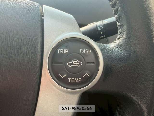 Toyota PRIUS 2011-12 8224319-11
