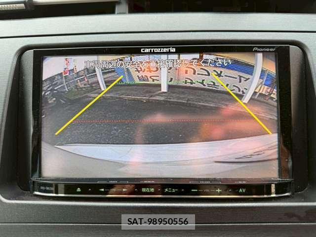 Toyota PRIUS 2011-12 8224319-3