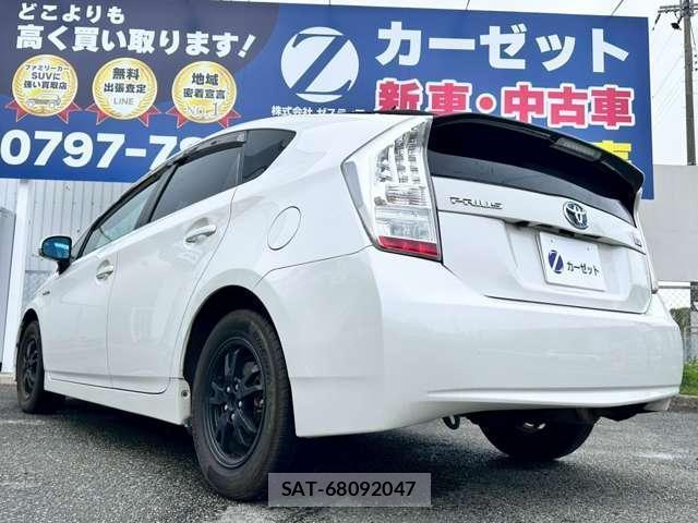 Toyota PRIUS 2010-08 8224320-9