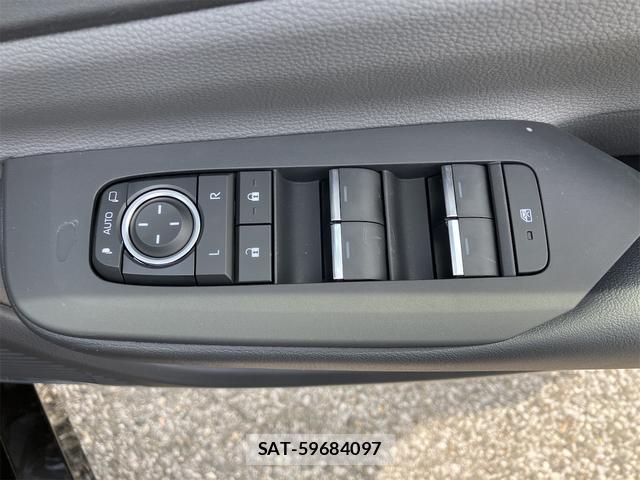 Toyota PRIUS 2025-03 8224542-13