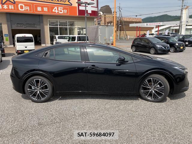Toyota PRIUS 2025-03 8224542-16