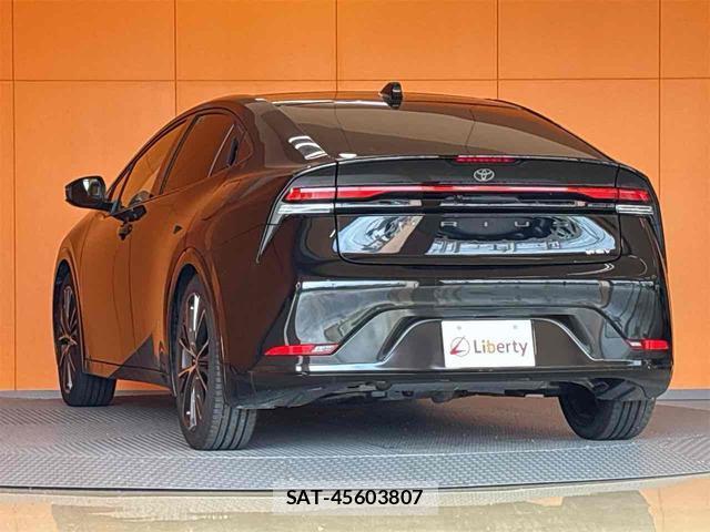 Toyota PRIUS 2026-01 8224595-18