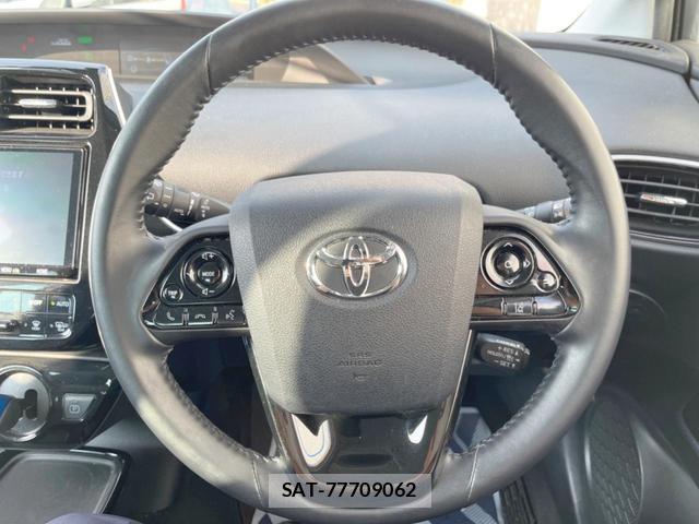 Toyota PRIUS 2020-05 8224708-10