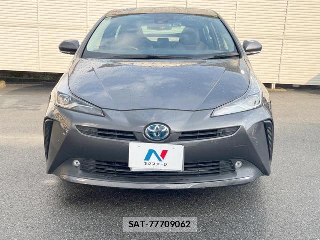 Toyota PRIUS 2020-05 8224708-13