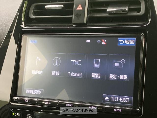 Toyota PRIUS 2018-03 8225104-8