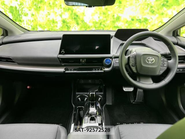 Toyota PRIUS 2023-09 8225195-7