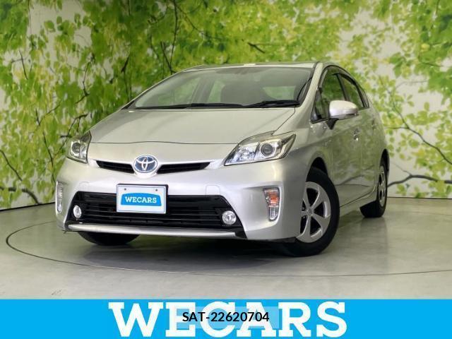 Toyota PRIUS 2015-05 8225304-0